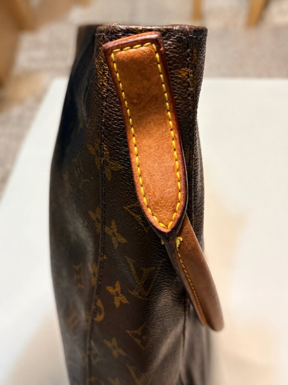 Authentic Louis Vuitton Looping GM - Picture 6 of 9
